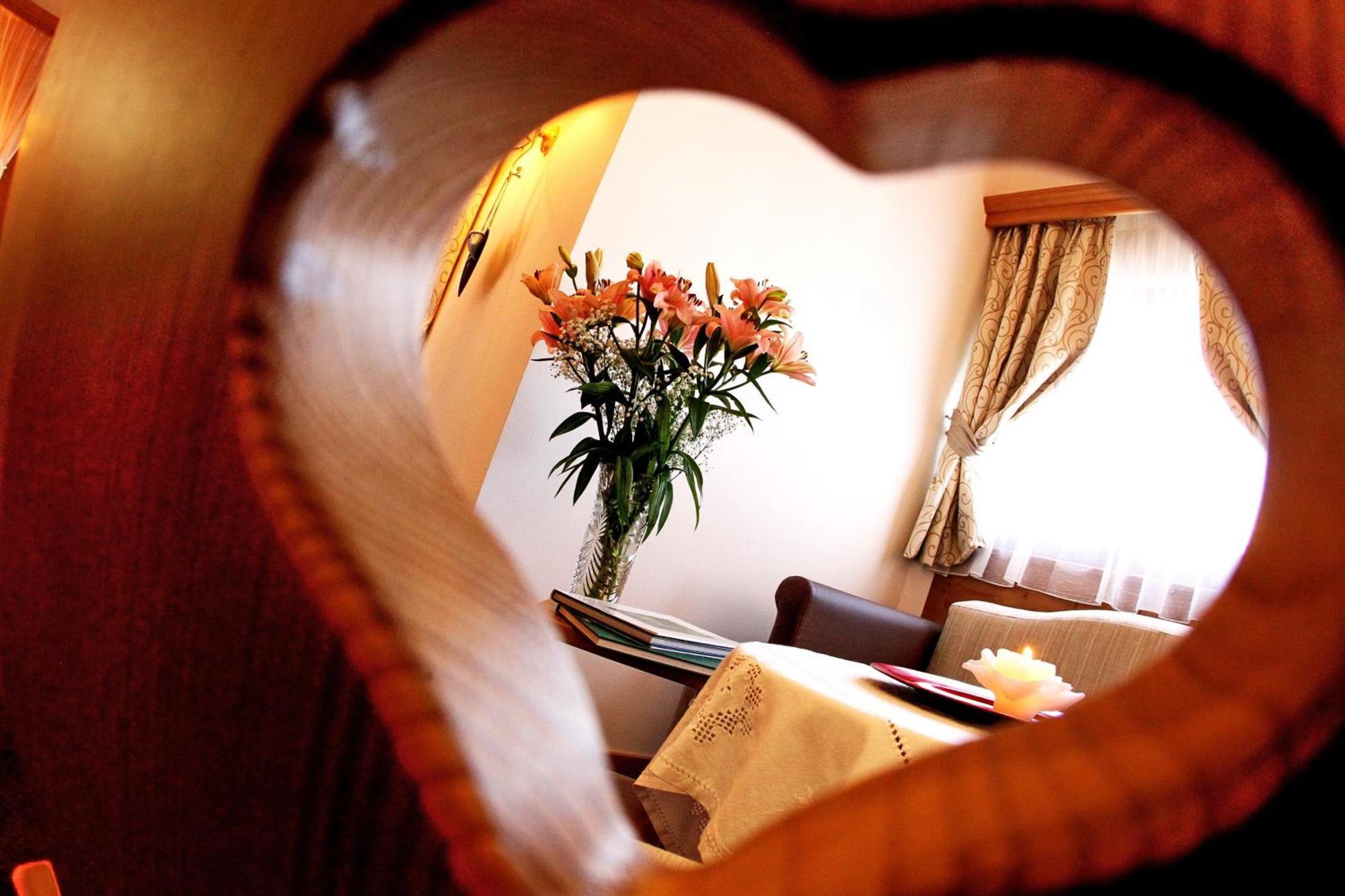 Cavallino Lovely Hotel Andalo Buitenkant foto